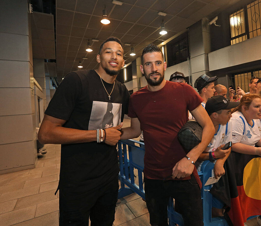 堆叠为不可 堆叠为不可